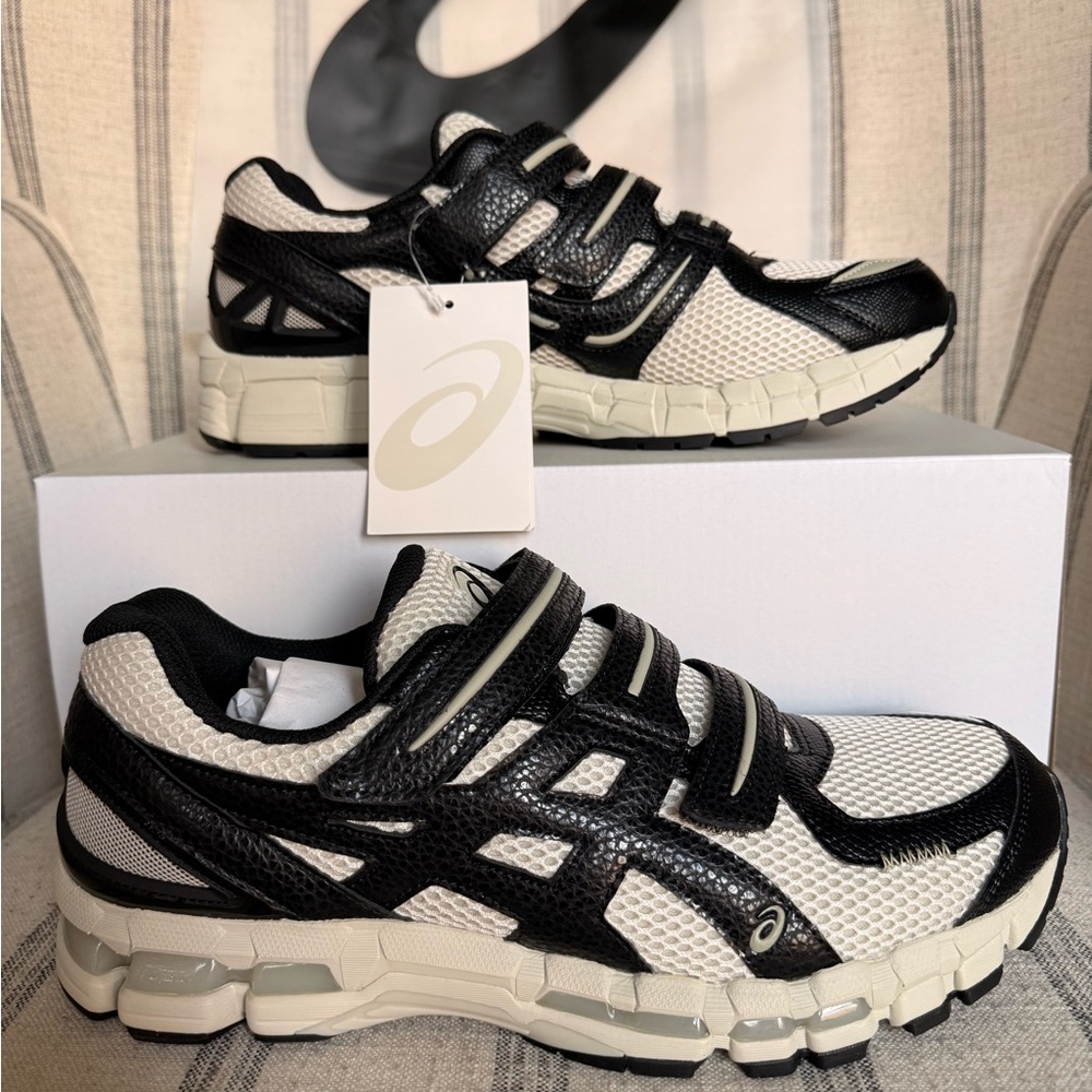 New ASICS Gel-Kayano 20